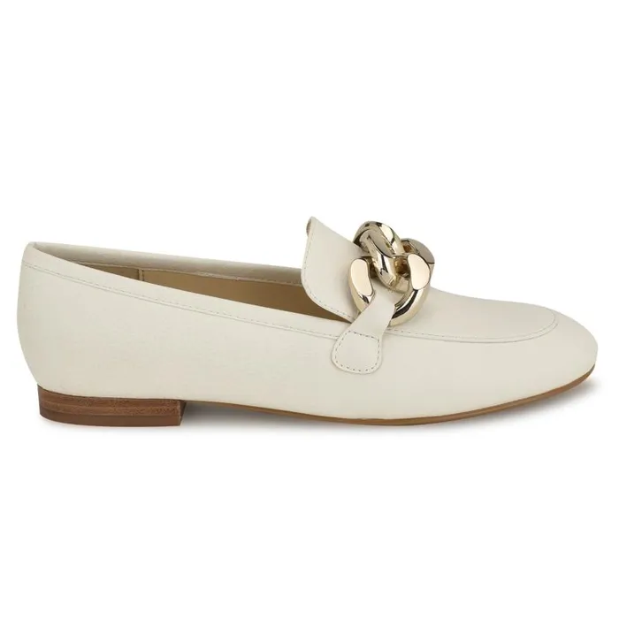 Aspyn Casual Drivers White Women Nine West Flats and Loafers