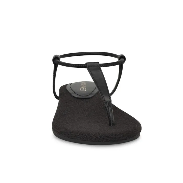 Bassie Flat Sandals Black Women Nine West Sandals