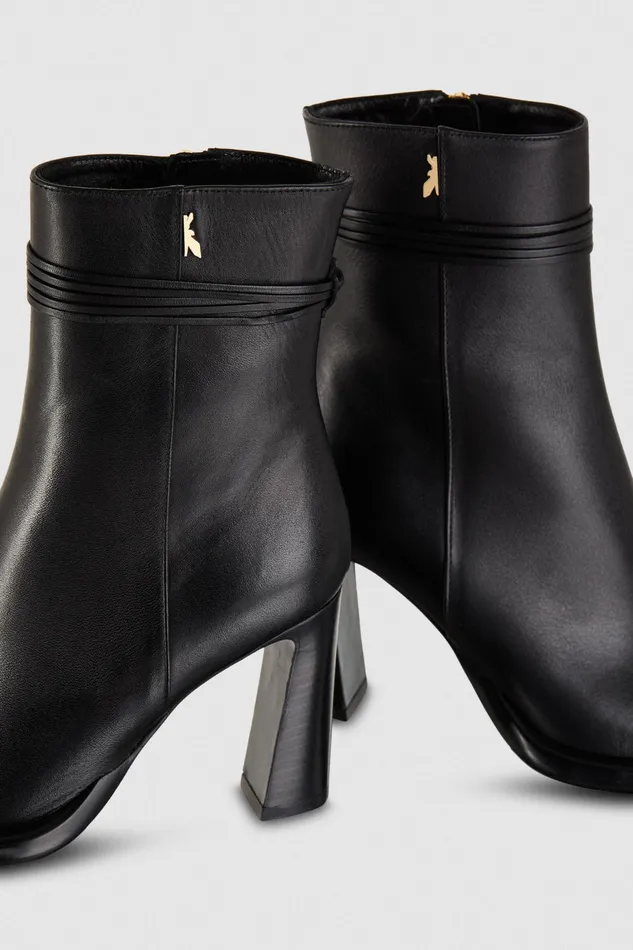 Boots Women Patrizia Pepe ZipUp Leather Ankle Boots Nero
