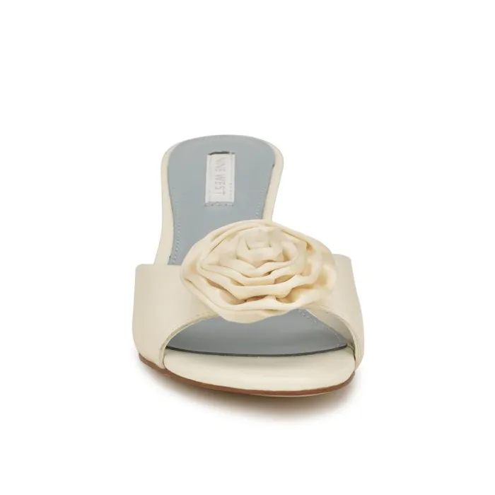 Dhalia Rosette Sandals Ivory Women Nine West Sandals