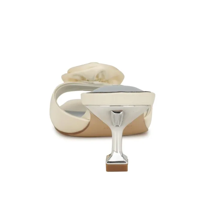 Dhalia Rosette Sandals Ivory Women Nine West Sandals