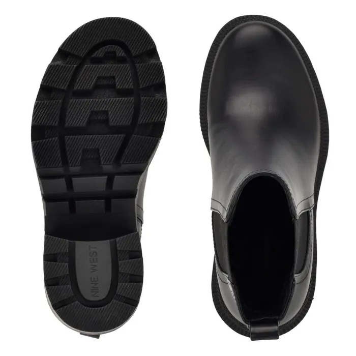 Forme Chelsea Lug Sole Booties Black Women Nine West Boots and Booties