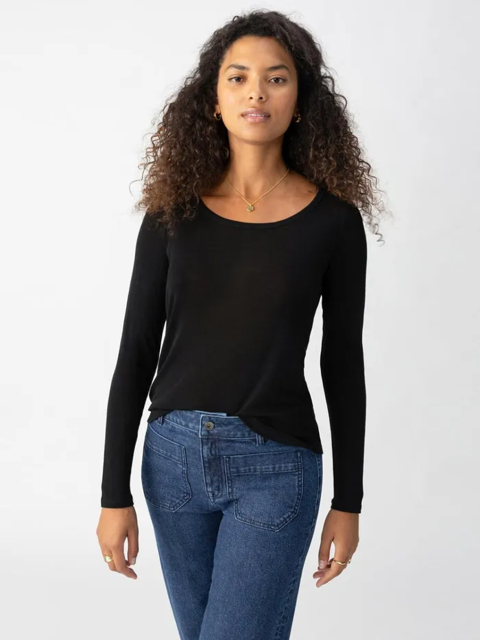 Keep It Simple Tee Black Women Sanctuary Clothing Tees and Tops