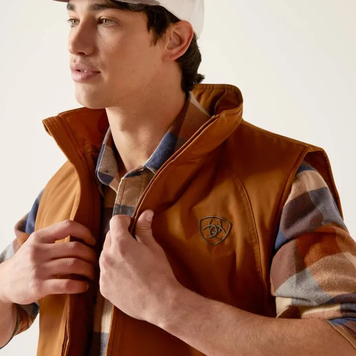 Men Jackets and Vests Ariat Team Logo Insulated Vest Chestnut Men Jackets and Vests Ariat Team Logo Insulated Vest Chestnut