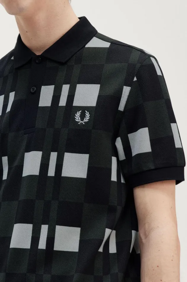 Men Polo Shirts Fred Perry Split Chequerboard Polo Shirt Limestone
