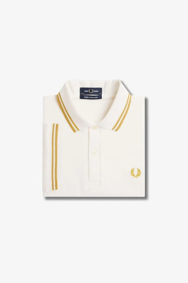Men The Fred Perry Shirt Fred Perry M12 Ecruhoneycombhoneycomb