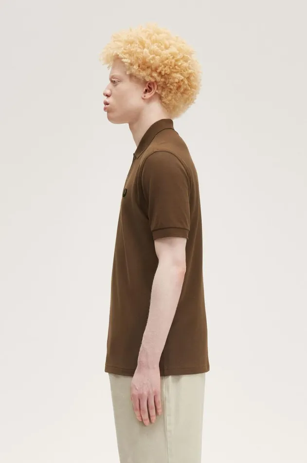 Men The Fred Perry Shirt Fred Perry M6000 Burnt Tobaccoblack