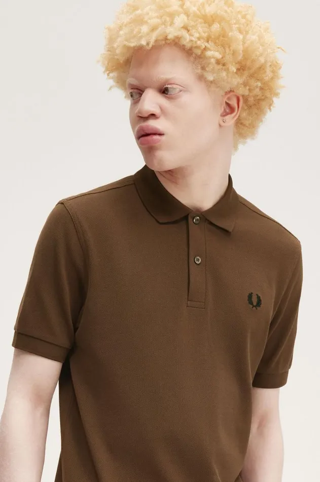 Men The Fred Perry Shirt Fred Perry M6000 Burnt Tobaccoblack