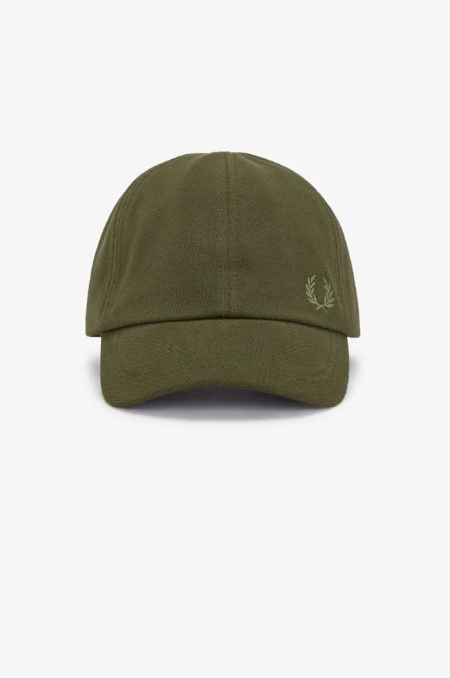 MenWomen Other Accessories Fred Perry Classic Piqu Cap Hunting Greenlaurel Wreath Green