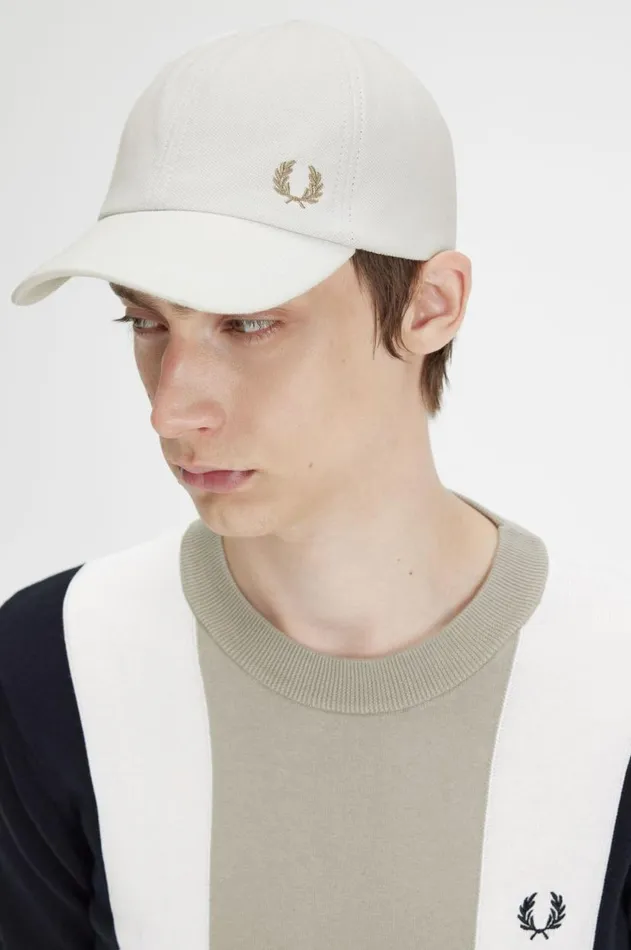 MenWomen Other Accessories Fred Perry Classic Piqu Cap Snow White Warm Stone