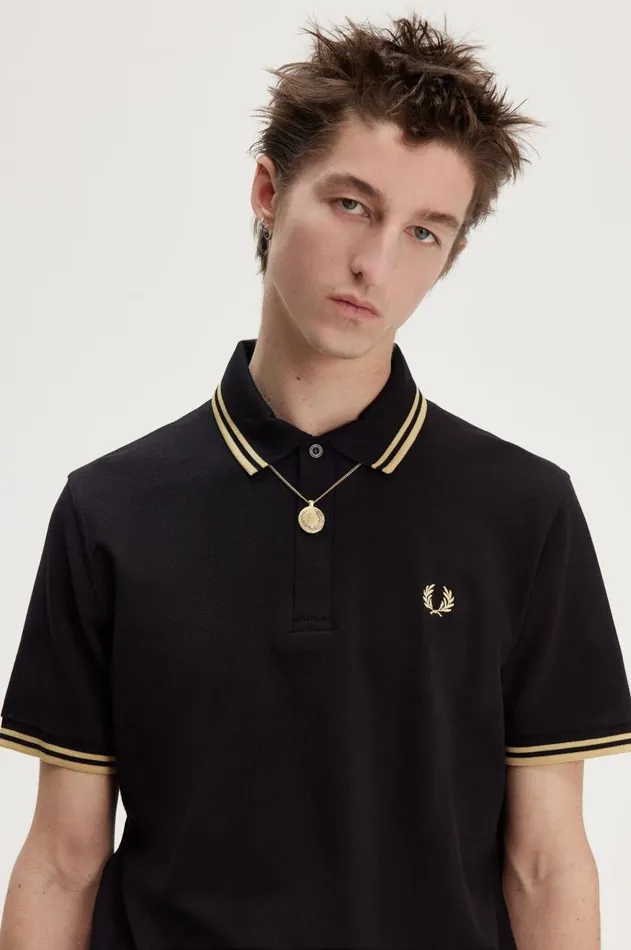 MenWomen Other Accessories Fred Perry Laurel Wreath Pendant Necklace Gold