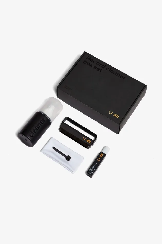 MenWomen Other Accessories Fred Perry Record Cleaner Set Whisky Brown