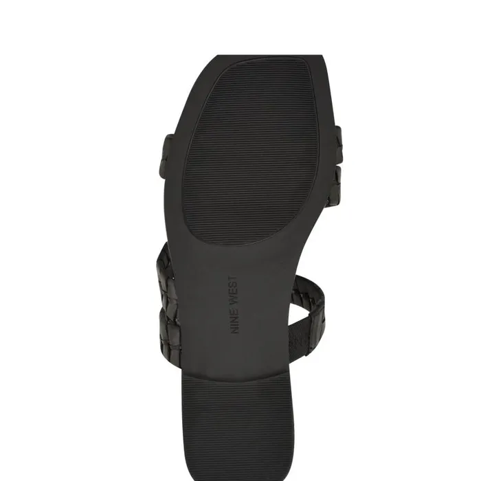 Quinlea Flat Strappy Sandals Black Women Nine West Sandals