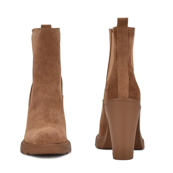 Ream Chelsea Heeled Booties Medium Natural Suede Women Nine West Boots and Booties