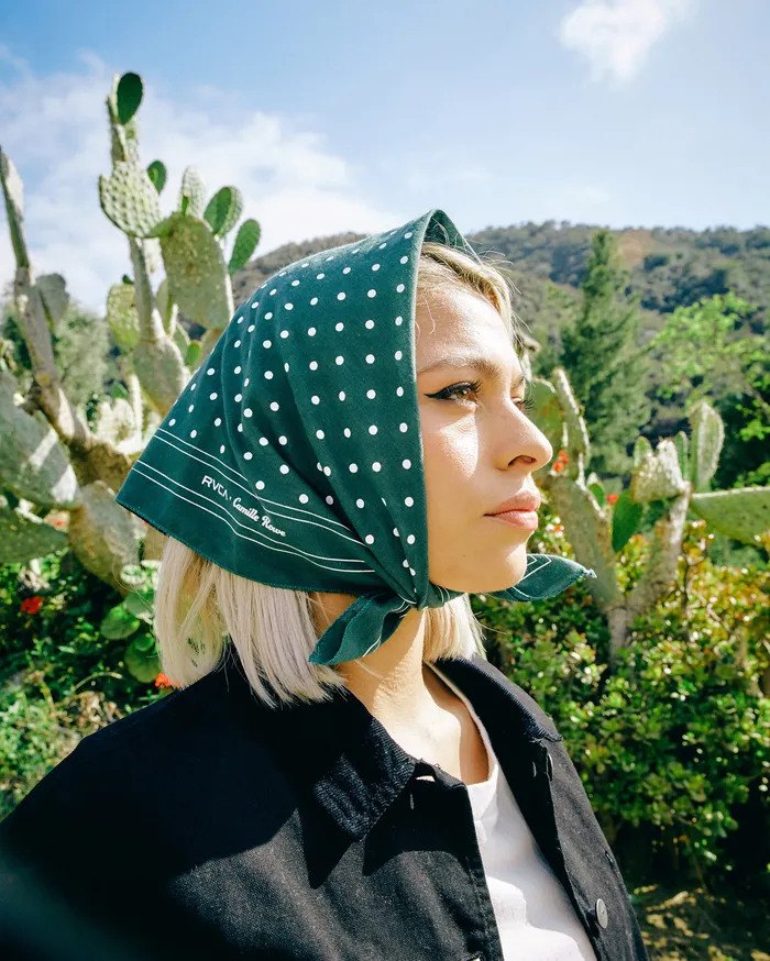 RVCA Womens Other Accessories Camille Rowe Camille Bandana Green Moss Gmv0 Gift 4 You RVCA Womens Other Accessories Camille Rowe Camille Bandana Green Moss Gmv0 Gift 4 You