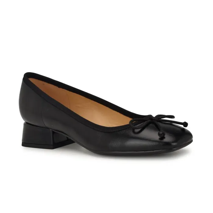 Saruh Square Toe Pumps Black Women Nine West Heels