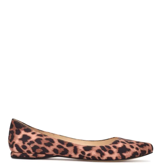 Speakup Almond Toe Flats Leopard Women Nine West Flats and Loafers