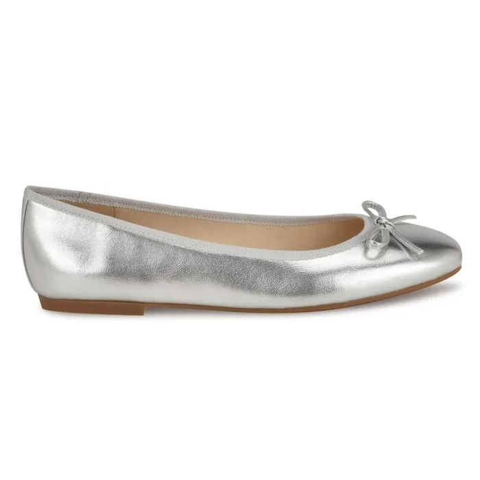 Tootsy Ballet Flats Silver Women Nine West Ballets