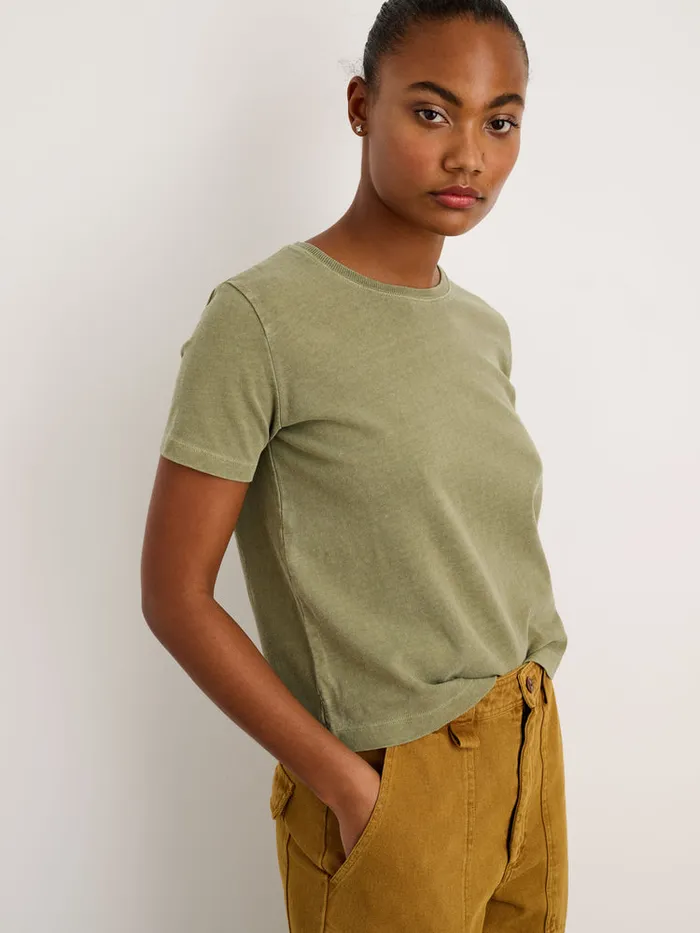 Women Alex Mill Tees Tanks Scout Crewneck Tee In Vintage Wash Army Olive