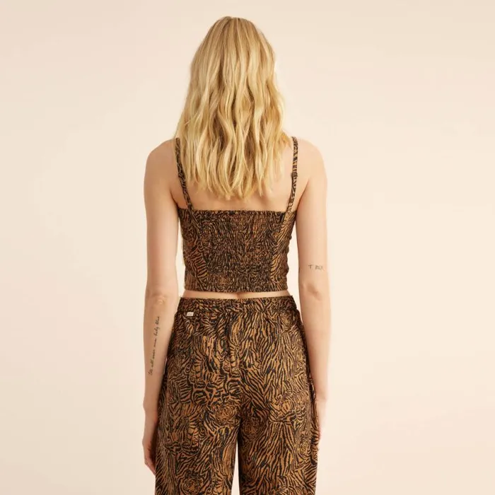 Women Roark Shirts Pic Cami Tank Top Tobacco