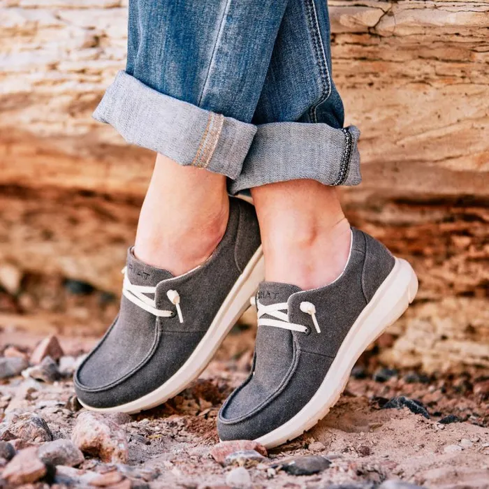 Women Shoes and Sneakers Ariat Hilo Washed Black Women Shoes and Sneakers Ariat Hilo Washed Black