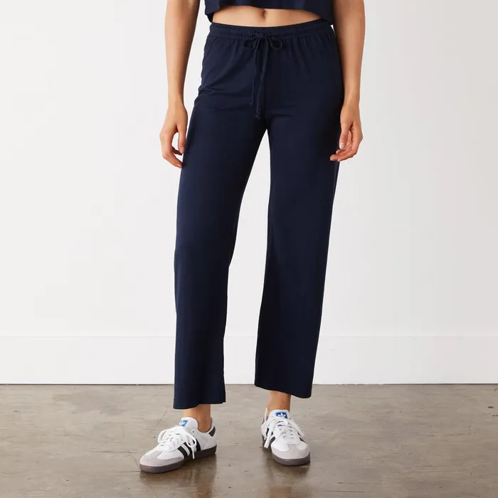 Women Sweats MONROW Organic Jersey Crop Pant Dark Navy