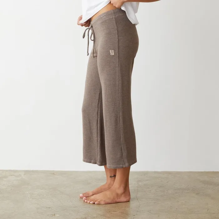 Women Sweats MONROW Supersoft Crop Lounge Pant Pecan