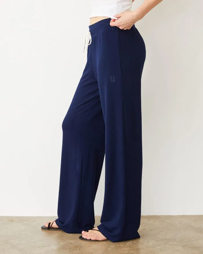 Women Sweats MONROW Supersoft Straight Leg Vintage Sweat Navy