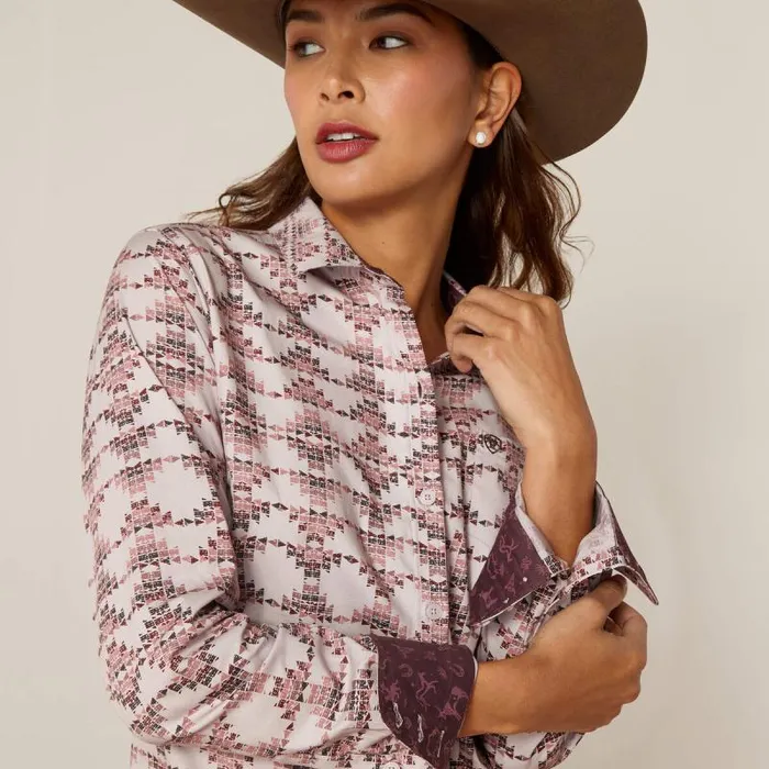 Women TShirts and Tops Ariat Kirby Stretch Shirt Starlight Print Women TShirts and Tops Ariat Kirby Stretch Shirt Starlight Print