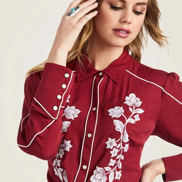 Women TShirts and Tops Ariat The City Top Rubaiyat Women TShirts and Tops Ariat The City Top Rubaiyat