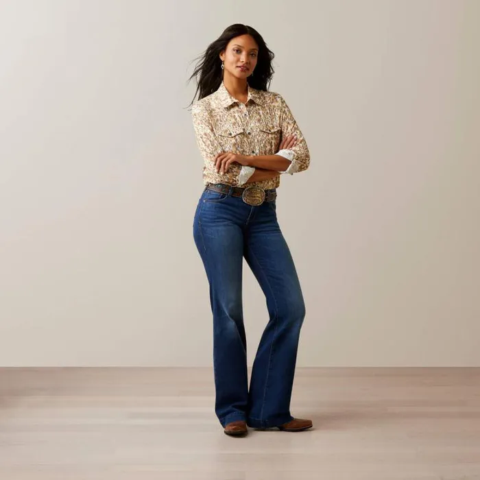 Women TShirts and Tops Ariat Western VentTEK Stretch Shirt Sophia Leopard Print Women TShirts and Tops Ariat Western VentTEK Stretch Shirt Sophia Leopard Print