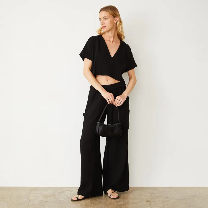 Women Tees MONROW Gauze V Neck Mini Top Black