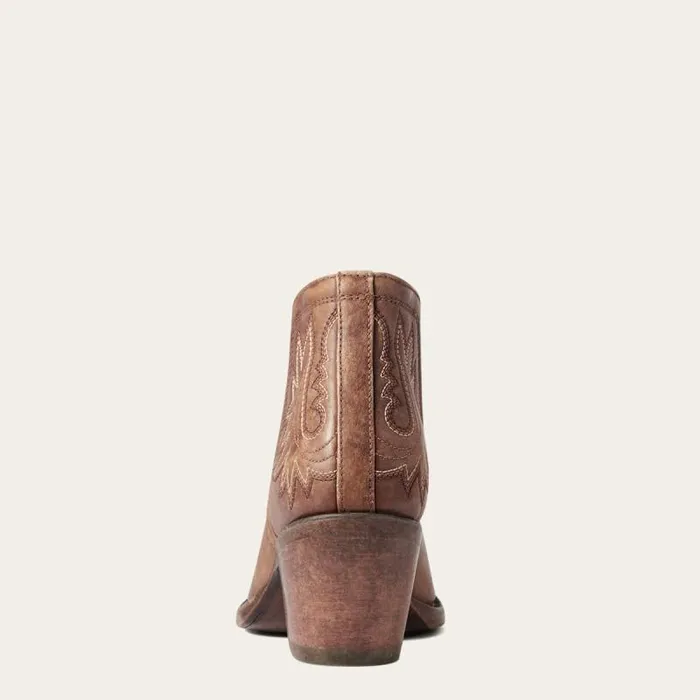 Women Western Boots Ariat Dixon R Toe Western Boot Naturally Distressed Brown