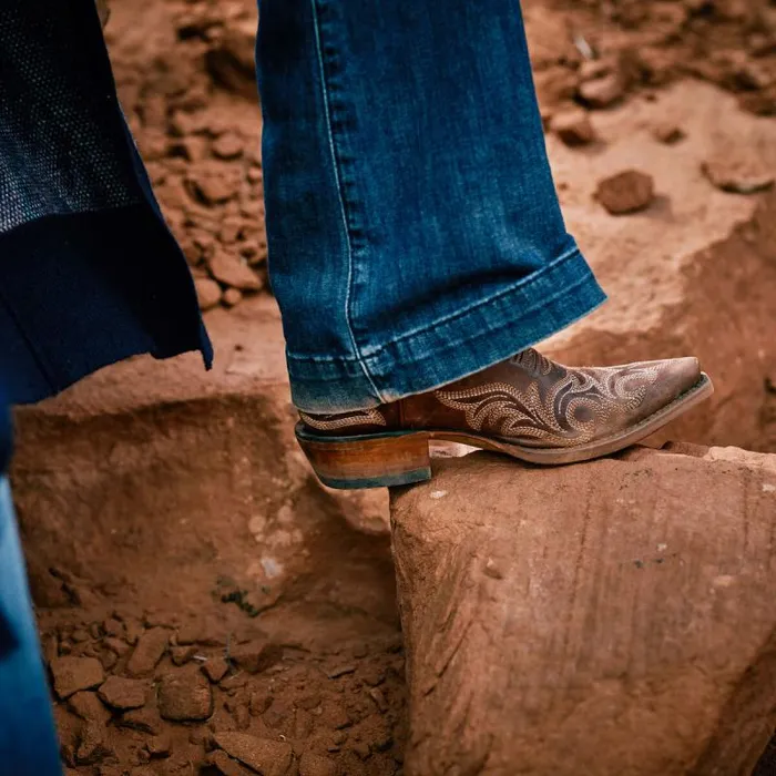 Women Western Boots Ariat Hazen Western Boot Whiskey Barrel Women Western Boots Ariat Hazen Western Boot Whiskey Barrel