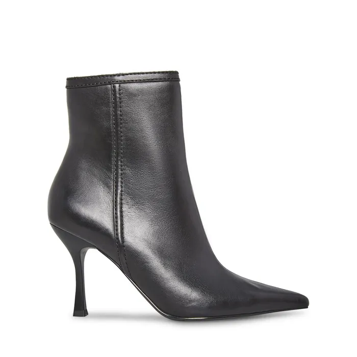 Womens Brecken Black Leather Steve Madden Boots and Booties
