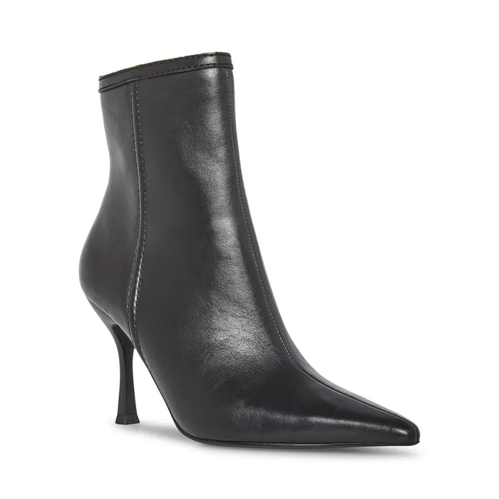 Womens Brecken Black Leather Steve Madden Boots and Booties