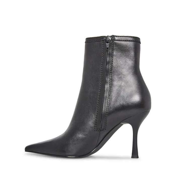 Womens Brecken Black Leather Steve Madden Boots and Booties