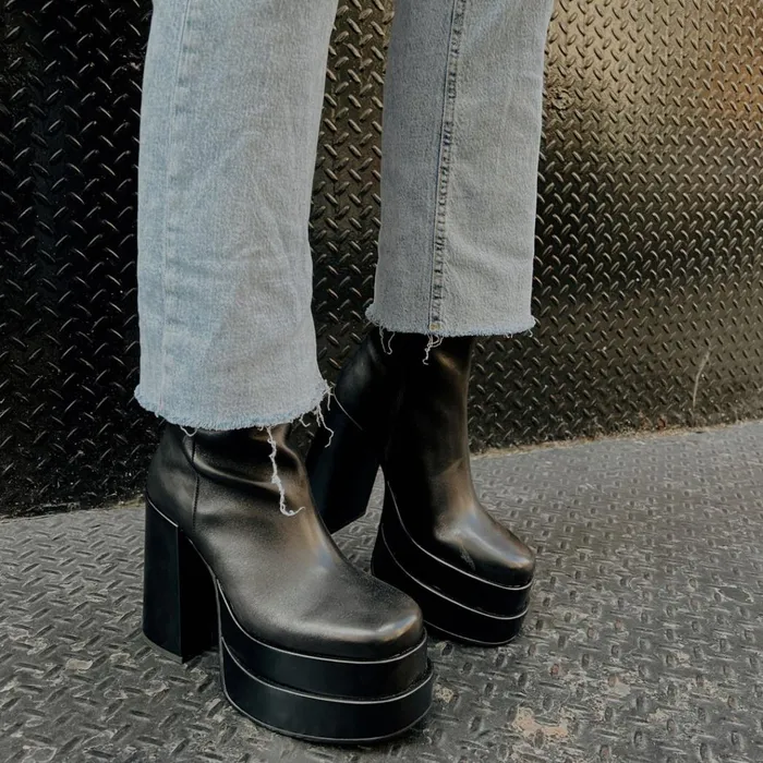 Womens Cobra Black Steve Madden Boots and Booties