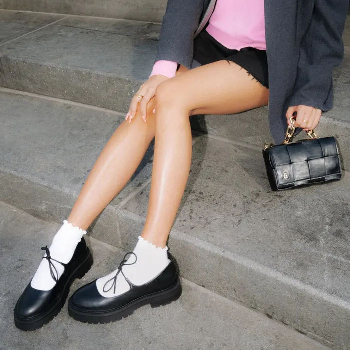 Womens Landon Black Leather Steve Madden Loafers and Flats