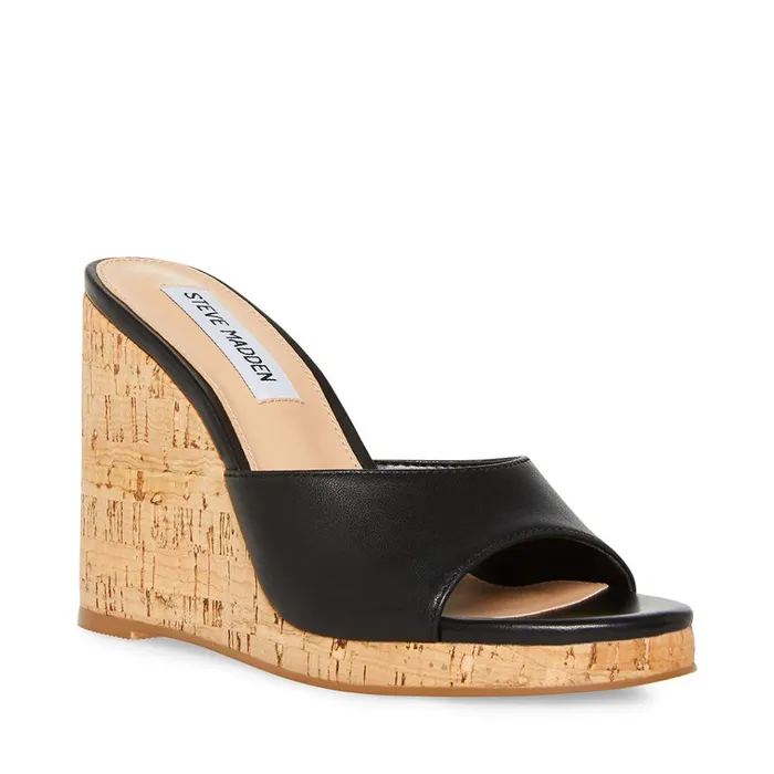 Womens Marvelous Black Leather Steve Madden Sandals