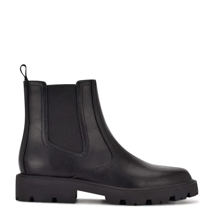 Yullon Lug Sole Chelsea Booties Black Women Nine West Boots and Booties